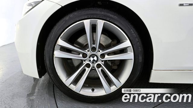 BMW 3 Series (F30) 325d Sport 2014 — фото 5