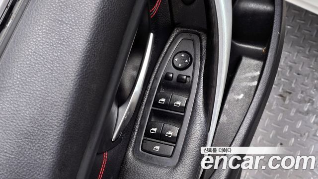 BMW 3 Series (F30) 325d Sport 2014 — фото 13
