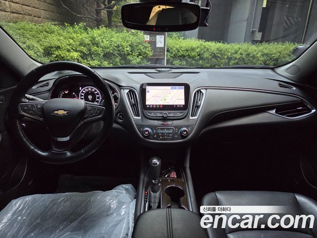 Chevrolet Malibu 1.3 Turbo Premier 2019 — фото 15
