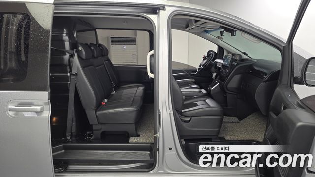 Hyundai Staria Cargo 5-Seater Modern 2022 — фото 11