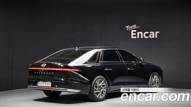 Hyundai Grandeur (GN7) 3.5 LPG 2WD (Taxi) Deluxe 2023 — фото 2