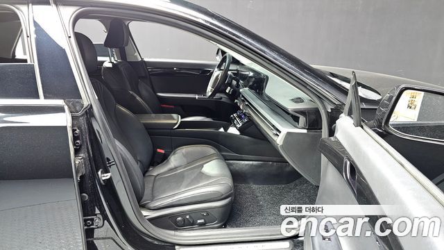 Hyundai Grandeur (GN7) 3.5 LPG 2WD (Taxi) Deluxe 2023 — фото 11