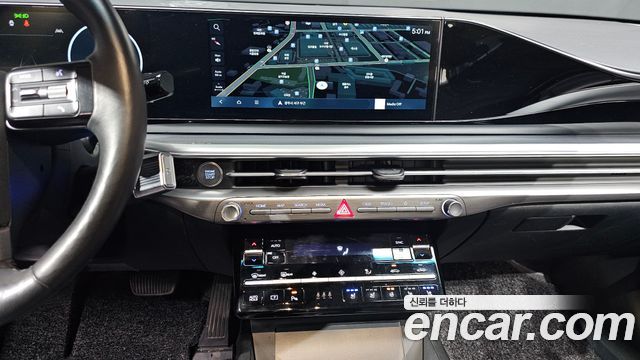 Hyundai Grandeur (GN7) 3.5 LPG 2WD (Taxi) Deluxe 2023 — фото 12