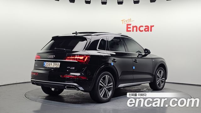 Audi Q5 (FY) 45 TFSI Quattro Premium 2021 — фото 2