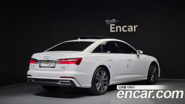 Audi A6 (C8) 45 TFSI Quattro Premium 2023 — фото 2