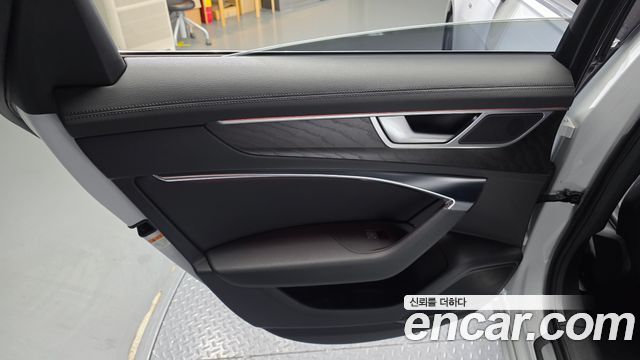 Audi A6 (C8) 45 TFSI Quattro Premium 2023 — фото 25