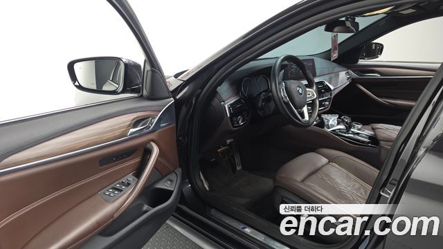 BMW 5 Series (G30) 530i M Sport Package Plus 2018 — фото 10