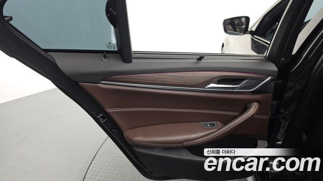 BMW 5 Series (G30) 530i M Sport Package Plus 2018 — фото 25