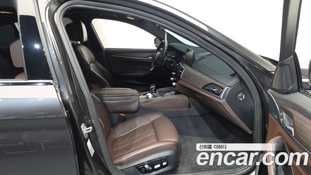 BMW 5 Series (G30) 530i M Sport Package Plus 2018 — фото 26