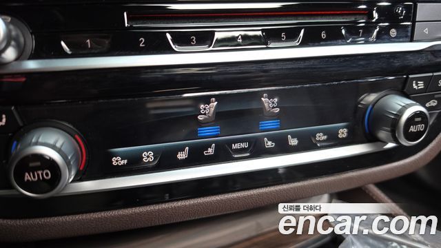 BMW 5 Series (G30) 530i M Sport Package Plus 2018 — фото 34