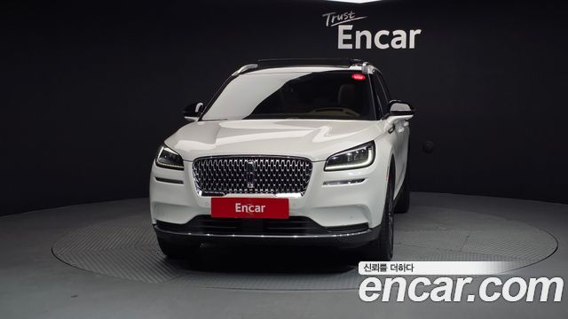 Lincoln Corsair 2.0 Reserve AWD 2022 — фото 3