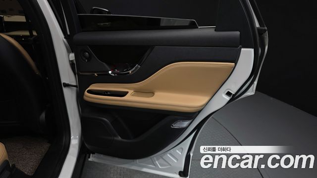 Lincoln Corsair 2.0 Reserve AWD 2022 — фото 25