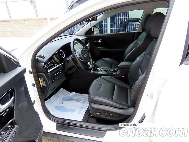 Kia Niro 1.6 HEV Prestige 2021 — фото 5
