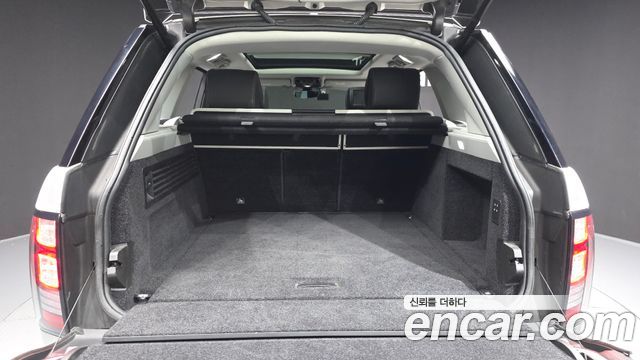 Land Rover Range Rover (IV) 5.0 SC Vogue SE 2017 — фото 20