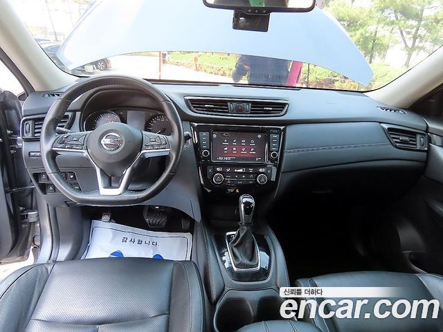 Nissan X-Trail 2.5 Smart 2WD 2018 — фото 7