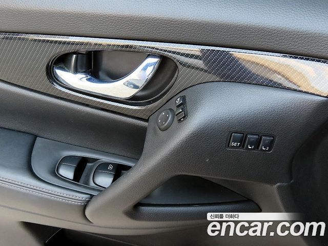 Nissan X-Trail 2.5 Smart 2WD 2018 — фото 15
