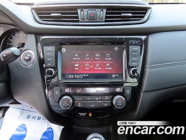 Nissan X-Trail 2.5 Smart 2WD 2018 — фото 17