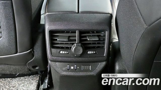 Peugeot 5008 (II) 1.5 BlueHDi GT Line 2019 — фото 17
