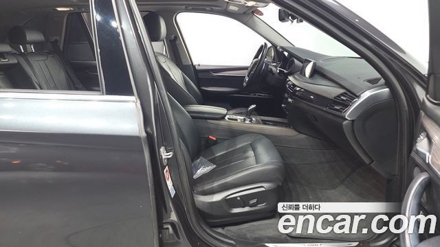 BMW X5 (F15) xDrive 30d 2017 — фото 10