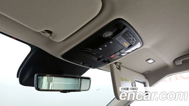 Kia Carnival (IV) Gasoline 4-Seater Hi Limousine Signature 2024 — фото 20