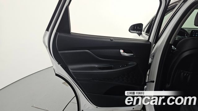Hyundai Santa Fe Gasoline 2.5T 2WD Prestige 2021 — фото 25