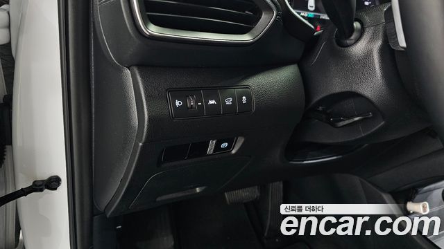 Hyundai Santa Fe Gasoline 2.5T 2WD Prestige 2021 — фото 31