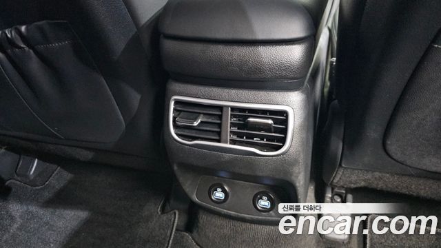 Hyundai Santa Fe Gasoline 2.5T 2WD Prestige 2021 — фото 33