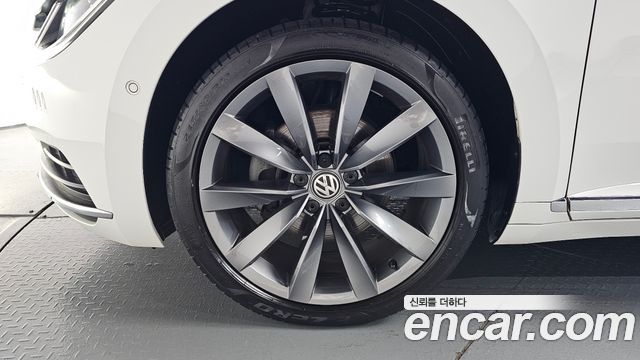 Volkswagen Arteon 2.0 TDI Presige 4Motion 2020 — фото 5