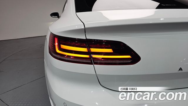 Volkswagen Arteon 2.0 TDI Presige 4Motion 2020 — фото 23