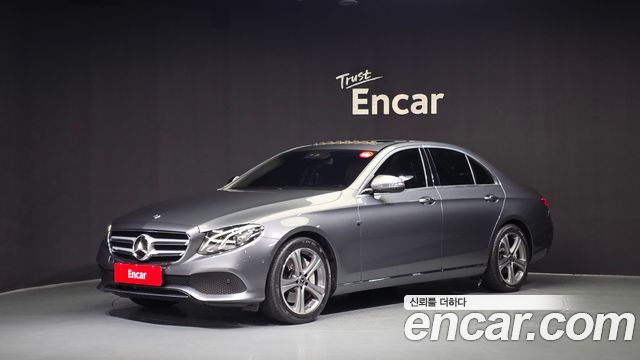 Mercedes-Benz E-Class (W213) E300 Avantgarde 2019 — фото 1