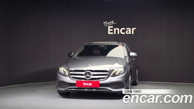 Mercedes-Benz E-Class (W213) E300 Avantgarde 2019 — фото 3
