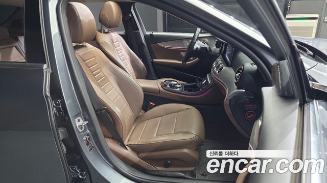 Mercedes-Benz E-Class (W213) E300 Avantgarde 2019 — фото 12