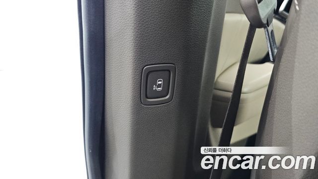 Kia Carnival (IV) Gasoline 7-Seater Hi-Limousine Signature 2022 — фото 31