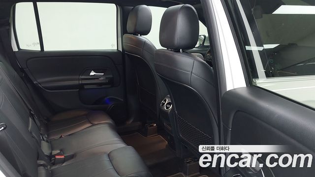 Mercedes-Benz GLB-Class (X247) GLB200 d 2021 — фото 10