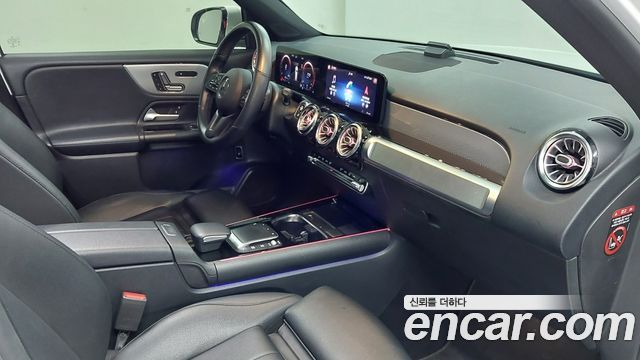 Mercedes-Benz GLB-Class (X247) GLB200 d 2021 — фото 17