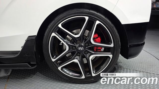 Hyundai Veloster (JS) 2.0 N 2023 — фото 21