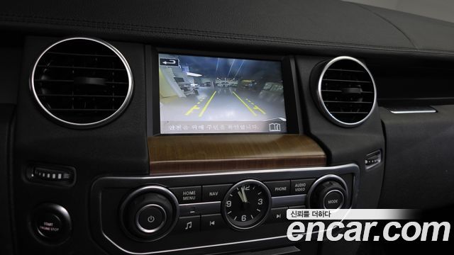 Land Rover Discovery 4 3.0 SDV6 SE 2016 — фото 15