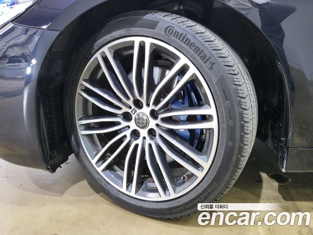 BMW 5 Series (G30) 530i M Sport Package Plus 2019 — фото 23