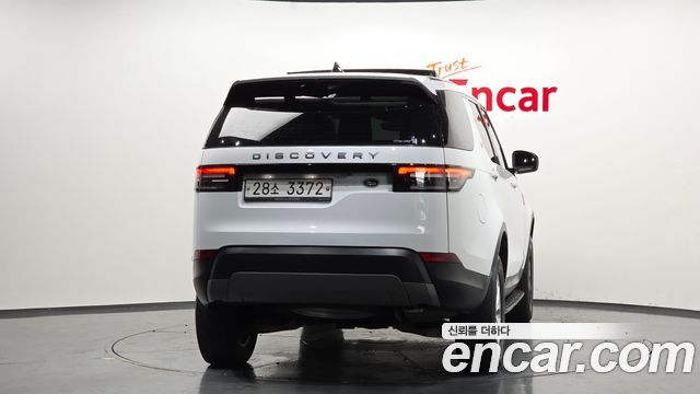Land Rover Discovery 5 2.0 SD4 SE 2019 — фото 4