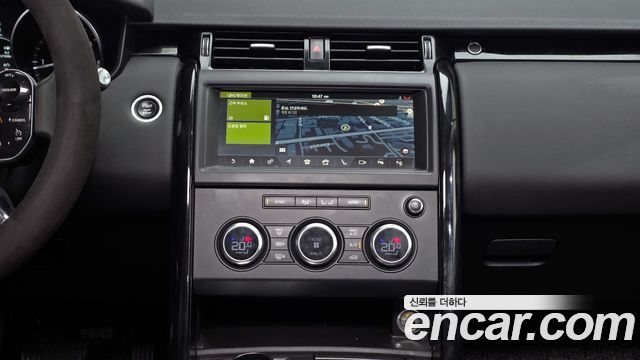 Land Rover Discovery 5 2.0 SD4 SE 2019 — фото 14