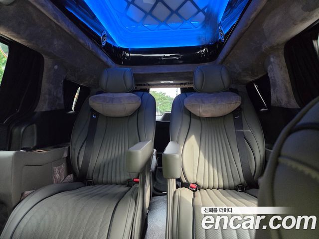 Kia Carnival (IV) Gasoline 4-Seater Hi Limousine Signature 2024 — фото 22