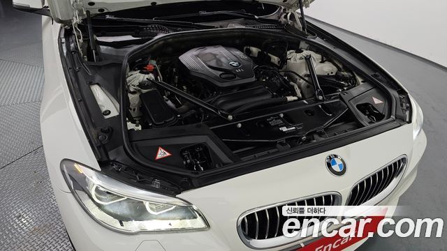 BMW 5 Series (F10) 520d M Aero Dynamic 2016 — фото 6