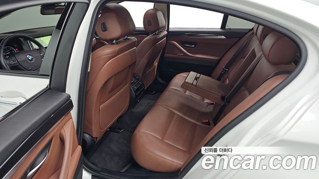 BMW 5 Series (F10) 520d M Aero Dynamic 2016 — фото 12