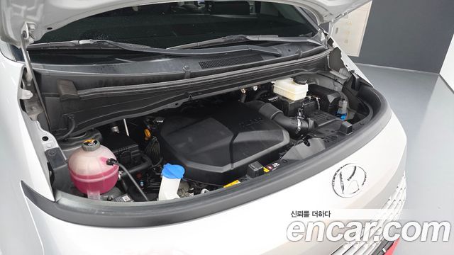 Hyundai Staria Cargo 5-Seater Smart 2022 — фото 6
