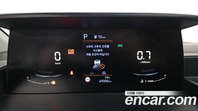 Hyundai Staria Cargo 5-Seater Smart 2022 — фото 8