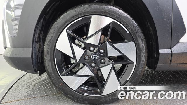 Hyundai Kona (SX2) Gasoline 2.0 2WD Inspiration 2023 — фото 5