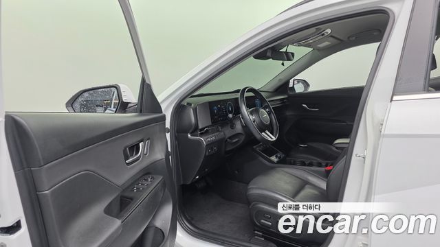 Hyundai Kona (SX2) Gasoline 2.0 2WD Inspiration 2023 — фото 11