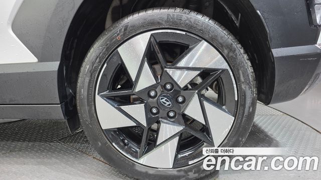 Hyundai Kona (SX2) Gasoline 2.0 2WD Inspiration 2023 — фото 21