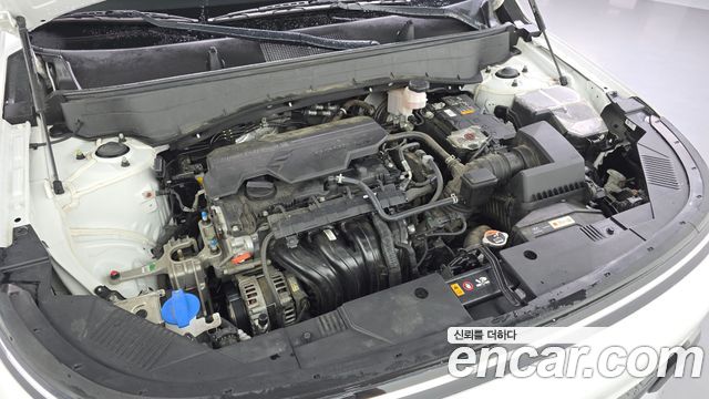 Hyundai Kona (SX2) Gasoline 2.0 2WD Inspiration 2023 — фото 27