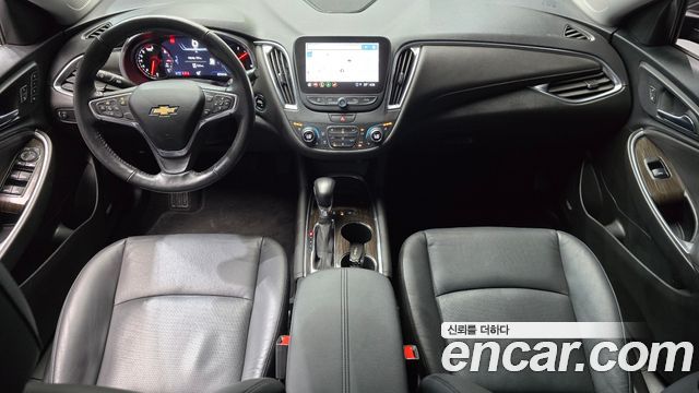 Chevrolet Malibu 2.0 Turbo Premier Special 2022 — фото 7